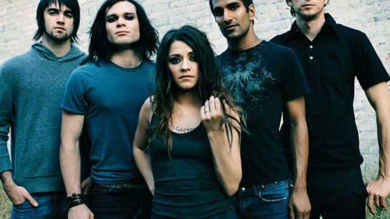 Flyleaf Tina