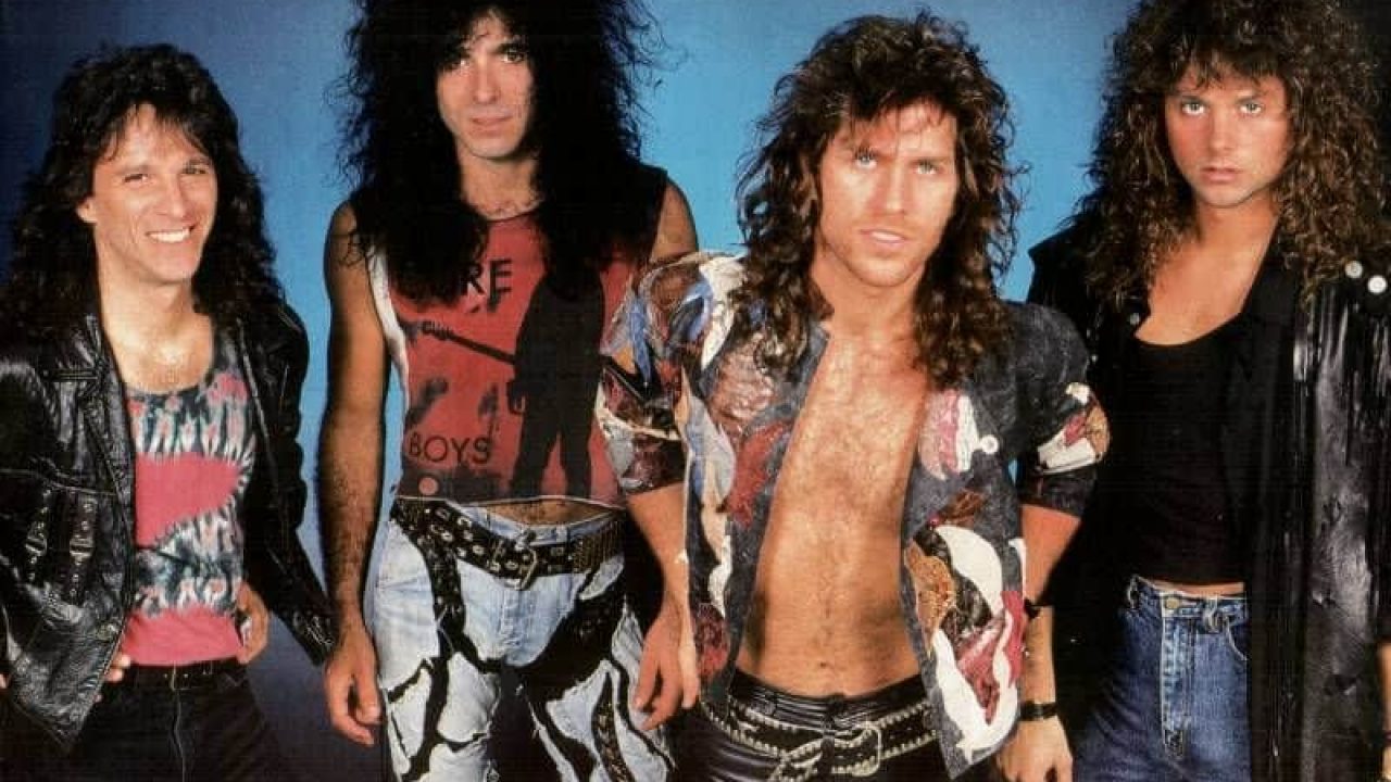 Winger Seventeen with vocals